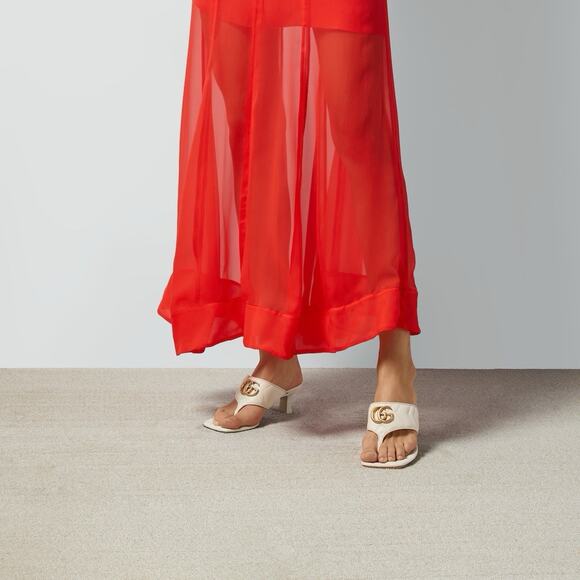 Gucci Marmont Chevron Double G 40/ US 10 Thong Heel Sandals White Leather NIB - Picture 2 of 15